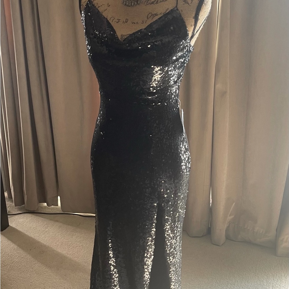 - Windsor Sequin Formal high slit dress - Picture 5 of 9